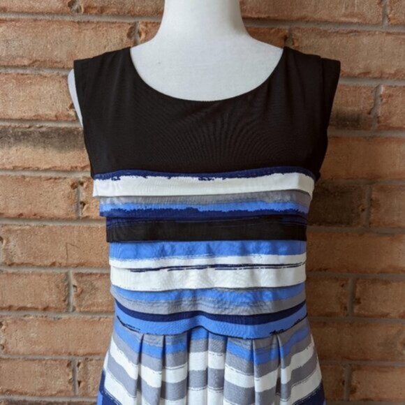 Sandra Darren striped sleeveless midi dress - Picture 2 of 8
